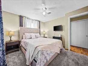 ​Pet-Friendly 1BR Condo with pool in Midtown Tulsa - Image 5