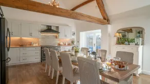 Yew Tree Cottage - Image 2