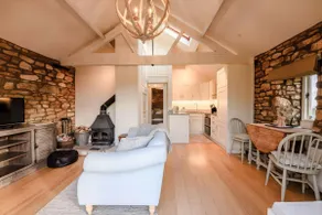 One bedroom dog friendly Cotswold holiday cottage - Oxbow Cottage - Image 3