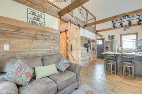 Historic Charm + Modern Luxury: 6 Mi to Stowe Mtn - Image 5
