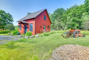Historic Charm + Modern Luxury: 6 Mi to Stowe Mtn - Image 3