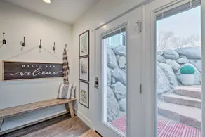 Vibrant Chic Home ~ 20 Mi to Salt Lake City! - Image 4