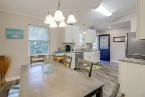 Walk to Beach & Family Fun! Emerald Isle Home - Image 4