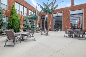 Broadway Getaway, Pool & Hot Tub in South Haven - Image 3