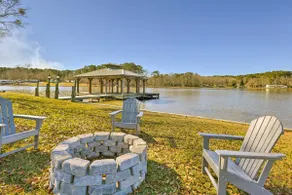 Lay Lake Access & Views: Expansive Shelby Home! - Image 2