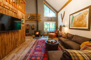 Wildwood Basecamp : 1.6 acres + Bunkhouse Lounge - Image 3
