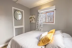 Rustic 2 Bedroom Boho Apartment - Image 3