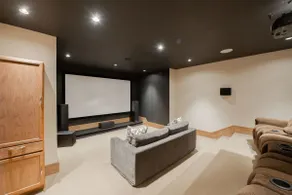 Ocean View Villa with Hot Tub and Movie Theatre - Image 5
