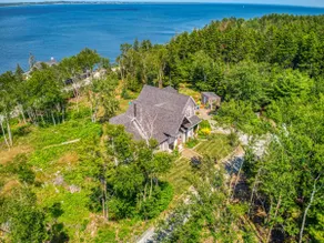 Ocean View Villa with Hot Tub and Movie Theatre - Image 2