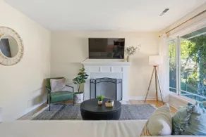 @ Marbella Lane - Modern and Sleek Home in Redwood - Image 3