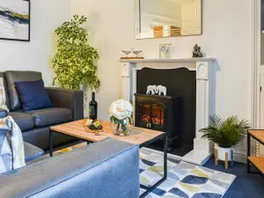 Prospect Cottage - Image 2