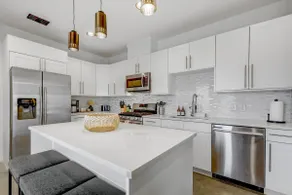 Stay in Style | East Austin Hidden Gem Min to DT - Image 4