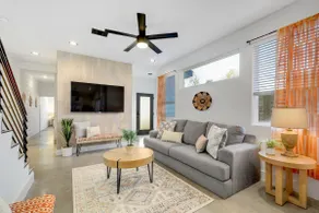Stay in Style | East Austin Hidden Gem Min to DT - Image 2