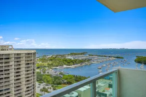 SF Fabulous 2Bedroom in Heart of Grove - Image 2