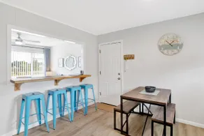 Cozy Coleman - Beaches, Airport, & PCC Nearby - Image 4