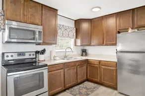 Cozy Coleman - Beaches, Airport, & PCC Nearby - Image 2