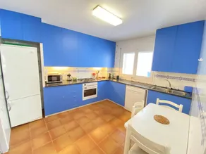 102.11 House for 6 - 8 people in the center of Cad - Image 5