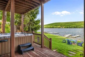 Lakefront/Dock/Amazing views HotTub - Image 5