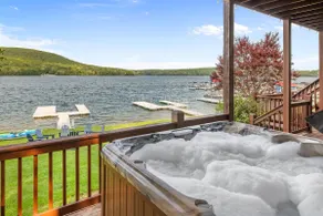 Lakefront/Dock/Amazing views HotTub - Image 4
