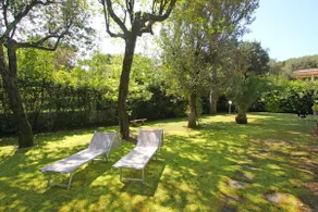 Private Villa for 8 Persons with garden and beach resort - Image 3