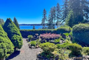 Coastal Cabin w/ Puget Sound & Rainier Views! - Image 4