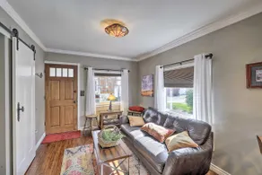 Charming Craftsman Bungalow with Garden & Hot Tub! - Image 4