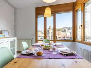 Bravissimo El Lleó, bright 4-bedroom apartment - Image 3