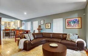 Fun For the Whole Family - Easy Access to Downtown - Image 2