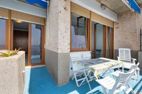Prächtiges Haus mit einem schönen Blick auf das Meer - Image 4