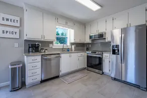 Pet-Friendly 3BR/2BA | Quiet Comfort Near Nature - Image 4