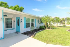 Pine Island Beach House!  *Gulf Access, Heated Pool, Hot Tub & Boat Dock* - Image 3