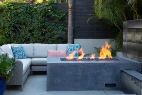 Jewel in SB: walk to the beach, enjoy the outdoor patio & firepit! - Image 5