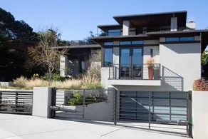 Jewel in SB: walk to the beach, enjoy the outdoor patio & firepit! - Image 3