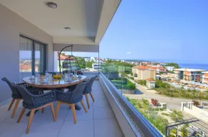 Apartment Crystal Aura 2 - Image 2