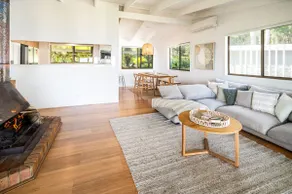 Montville Retreat With Hinterland & Coastal Views - Image 5