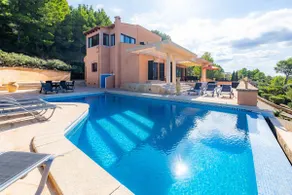 Casa Kyona: Moradia de Luxo com Vista Mar, Wi-Fi e Jardim - Image 4
