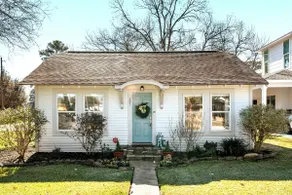1955 Historic Downtown Bungalow - Image 2