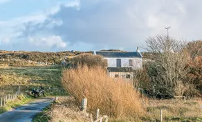 Chic Island Getaway - Hill Cottage - Isle of Coll - Image 2