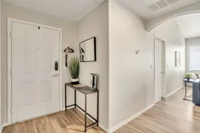 Welcoming 2BR Pool Gym Near Hill AFB Lagoon - Image 3