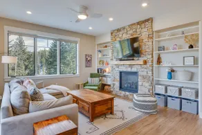Winter Park Condo w/ Balcony ~ 4 Mi to Slopes - Image 4