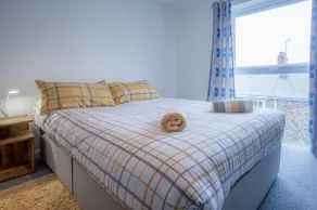 Pharmacy Court - 2 Bedroom Apartment - Image 4