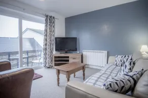Pharmacy Court - 2 Bedroom Apartment - Image 2