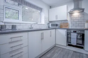Pharmacy Court - 2 Bedroom Apartment - Image 3