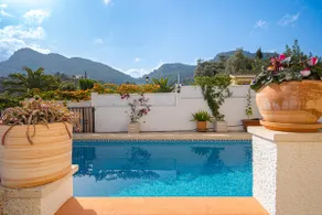 Appartement \"La Mandarina\" avec vue sur les montagnes, piscine, Wi-Fi, climatisation et terrasse. - Image 4