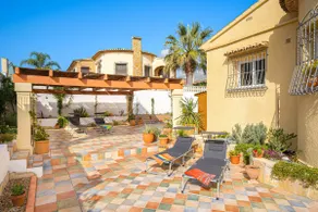 Appartement \"La Mandarina\" avec vue sur les montagnes, piscine, Wi-Fi, climatisation et terrasse. - Image 5