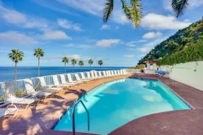Gorgeous Catalina Island Condo with Golf Cart! - Image 2