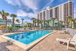 Vibrant Family Condo: 100 feet to Private Beach! - Image 2