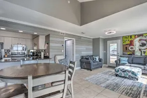 Vibrant Family Condo: 100 feet to Private Beach! - Image 4