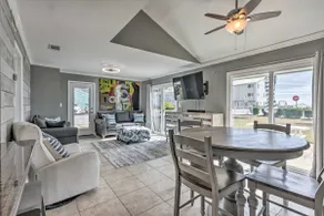 Vibrant Family Condo: 100 feet to Private Beach! - Image 5