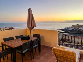 1314 FABULOUS 2 BEDROOM Accommodation ROOF TERRACE - Image 5